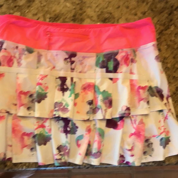 Lululemon athletic skort size 10 tall like new - Picture 2 of 4